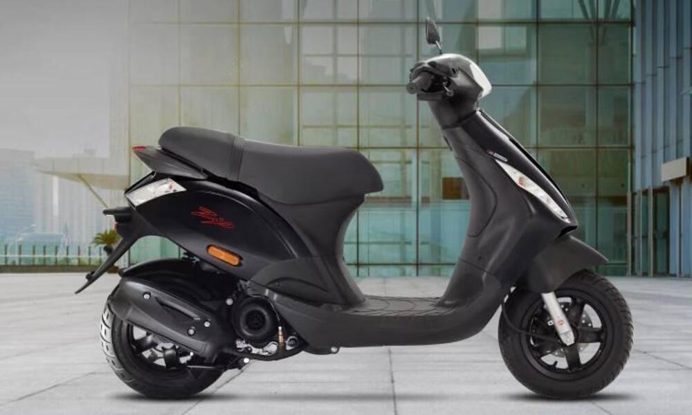 Piaggio Zip 50 4T (2021 - 25) (5)