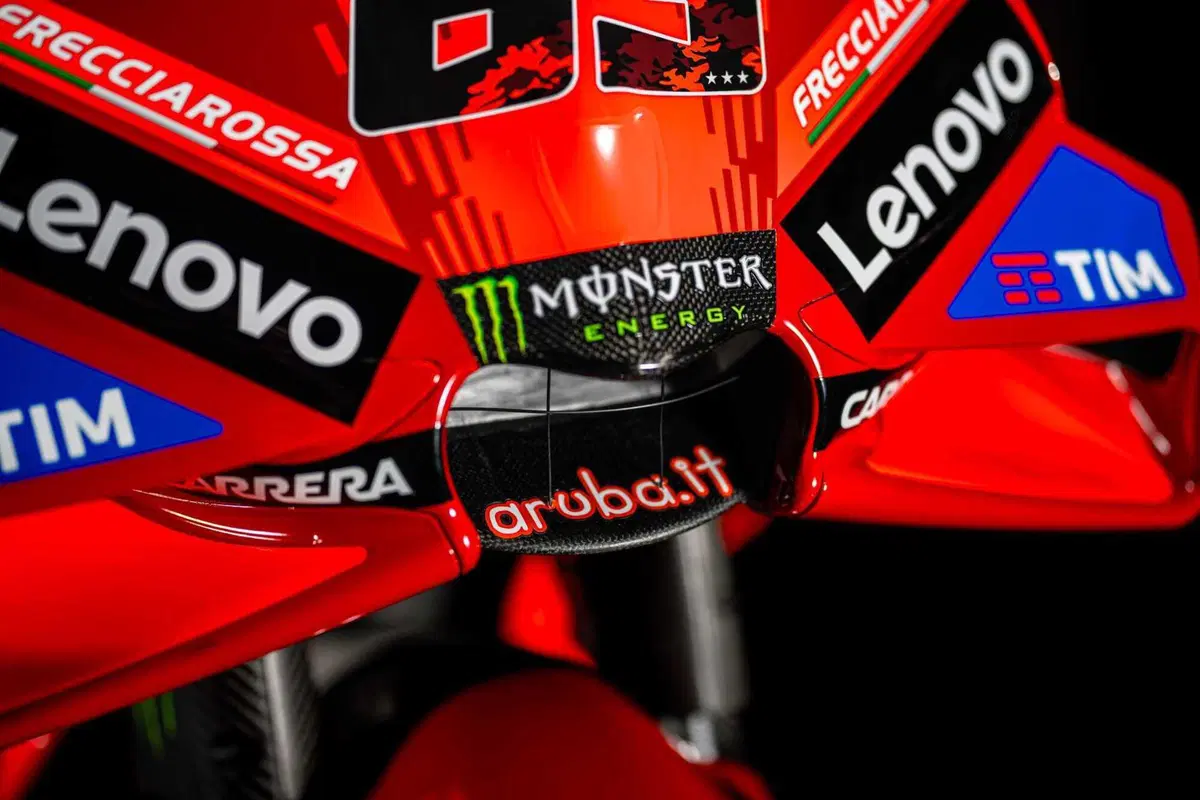 Presentazione Ducati MotoGP 2025: Pecco Bagnaia e Marc Marquez svelano la livrea! [VIDEO e GALLERY] - LIVE (43)
