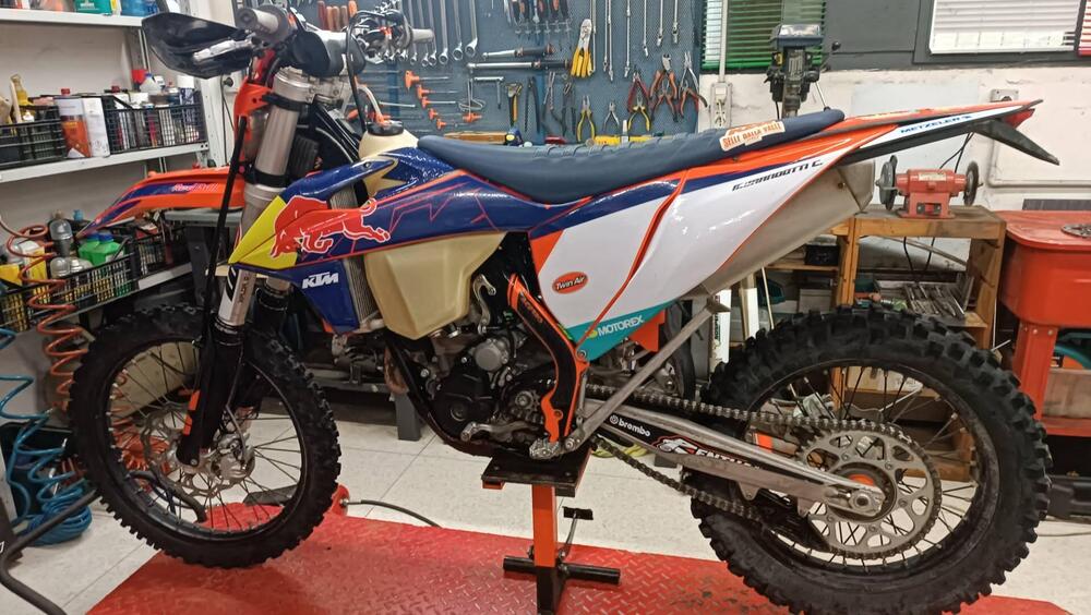 KTM 250 EXC-F (2020) (2)