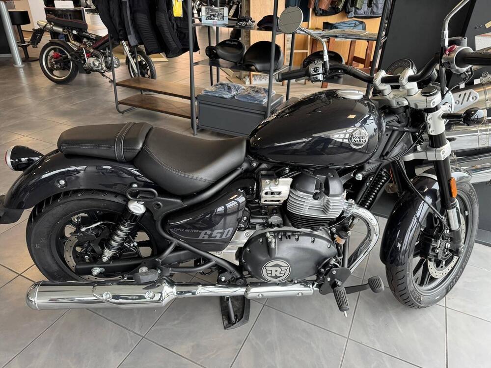 Royal Enfield Super Meteor 650 (2023 - 25)