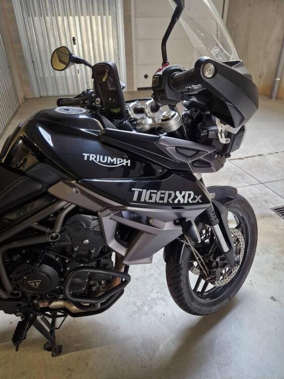 Triumph Tiger 800 XRx (2015 - 17) (3)