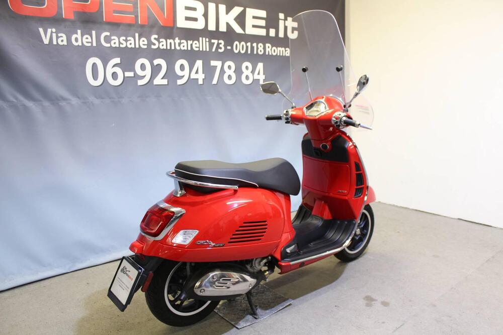 Vespa GTS 300 Super (2023 - 24) (5)