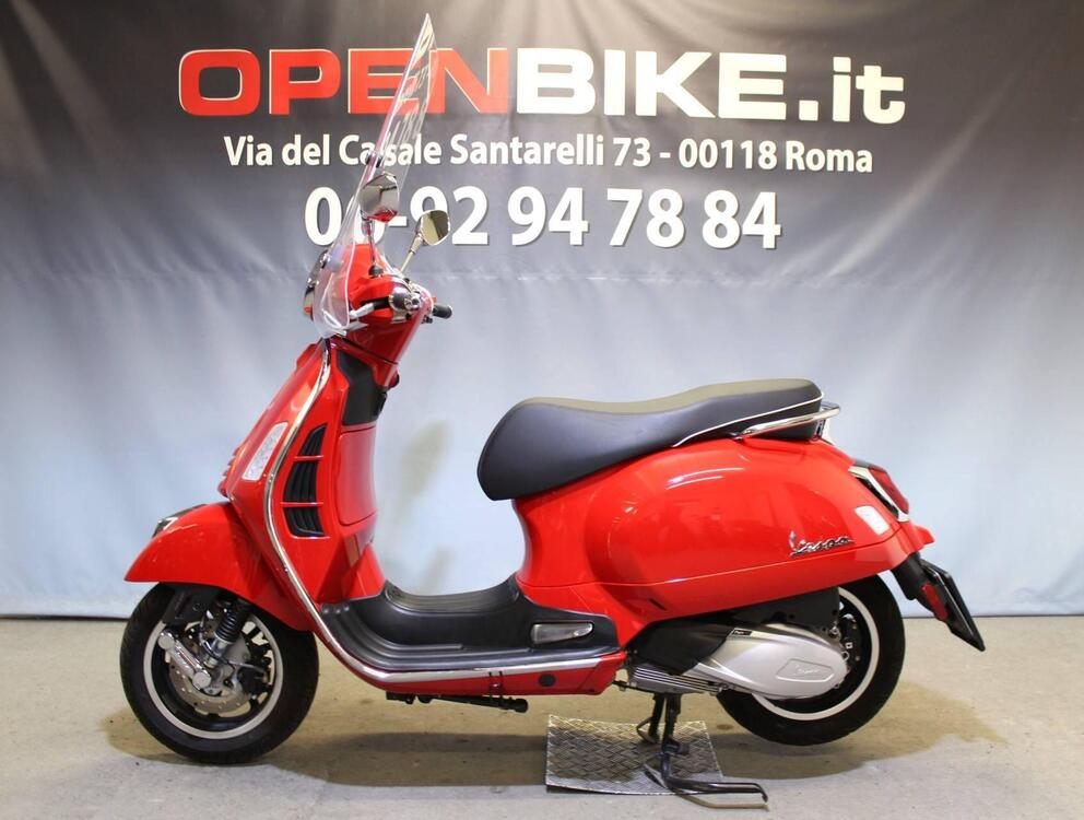 Vespa GTS 300 Super (2023 - 24) (2)