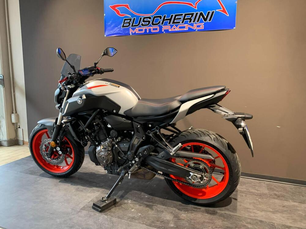 Yamaha MT-07 (2018 - 20) (3)