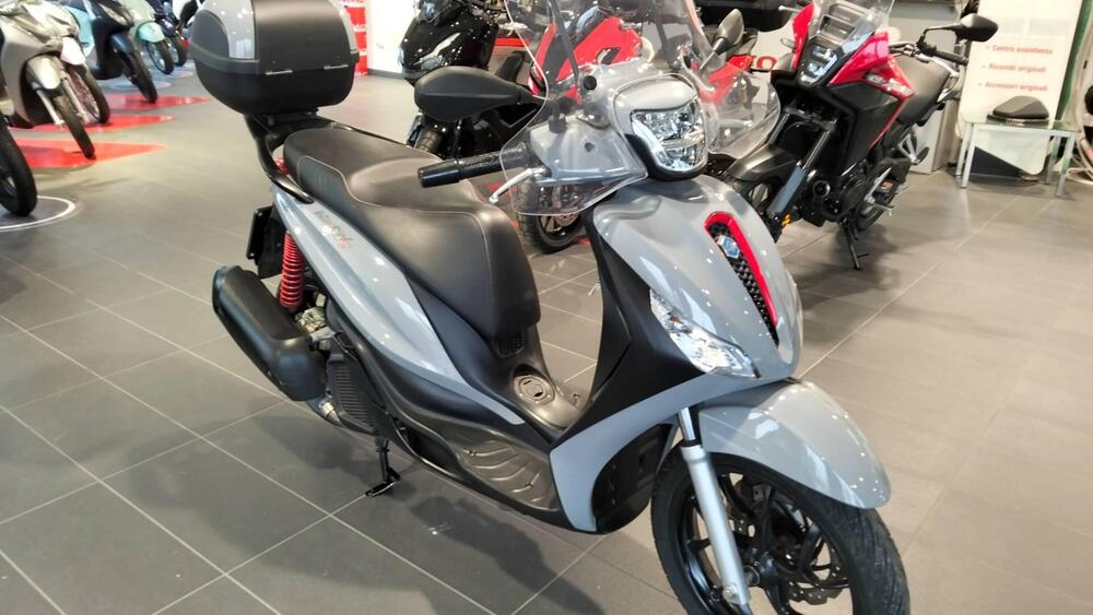 Piaggio Medley 150 S ABS (2021 - 25) (4)