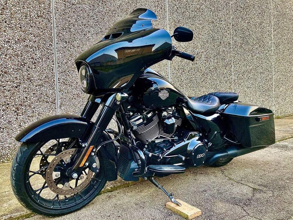 Harley-Davidson 114 Street Glide Special (2019 - 20) - FLHXS (4)