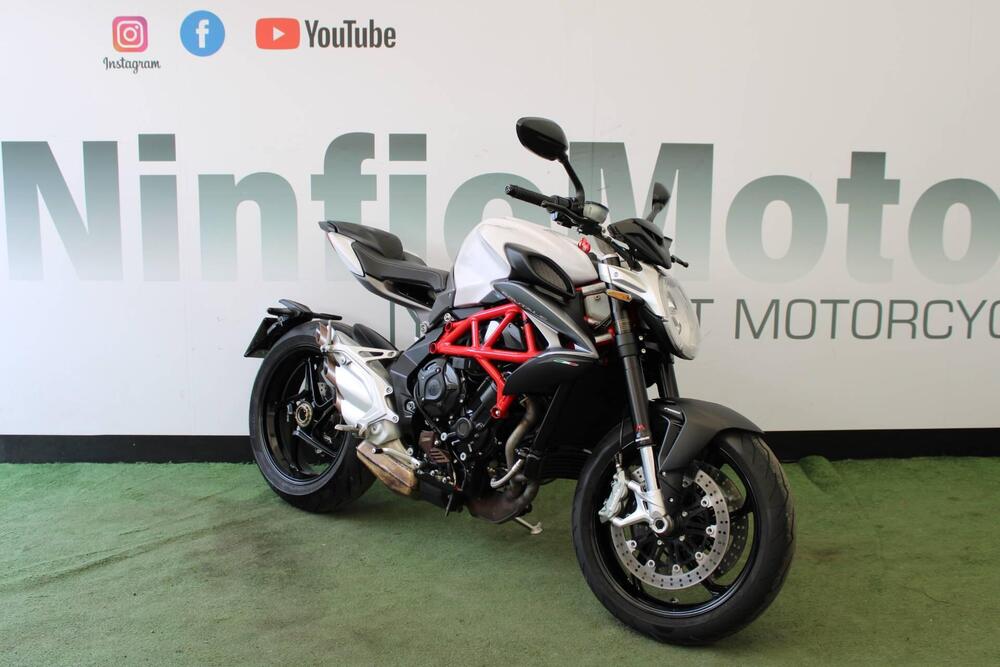 MV Agusta Brutale 800 EAS (2015) (2)