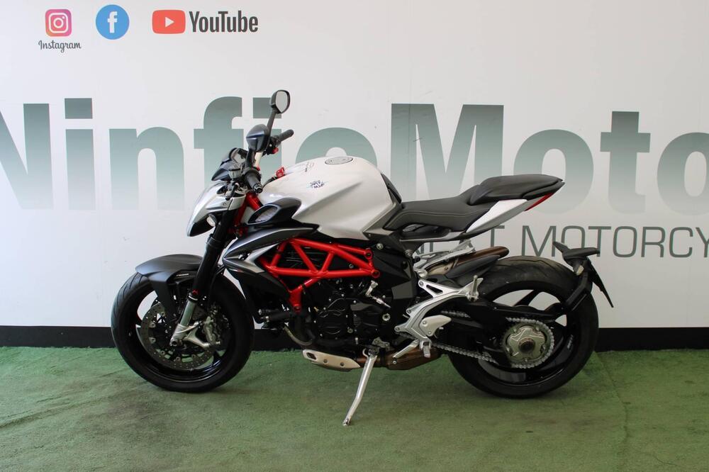 MV Agusta Brutale 800 EAS (2015) (4)