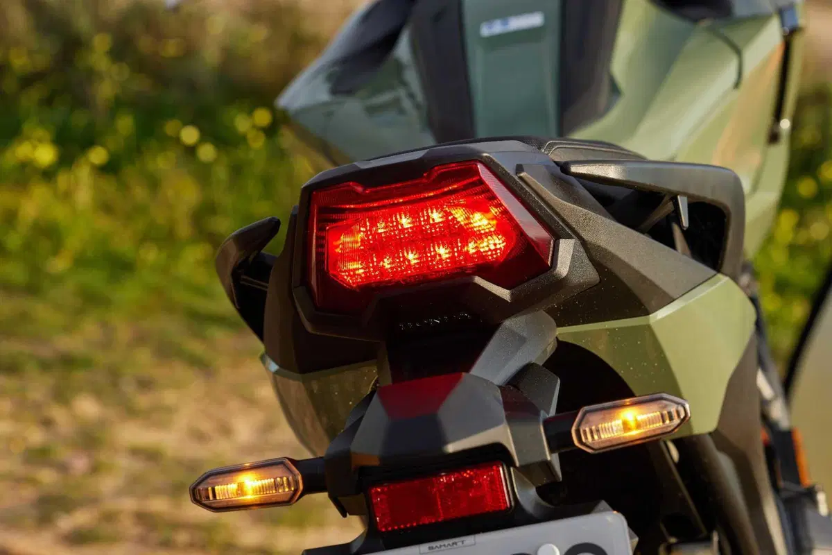 Prova Honda NC 750X 2025, perfezionamento continuo [VIDEO] (11)