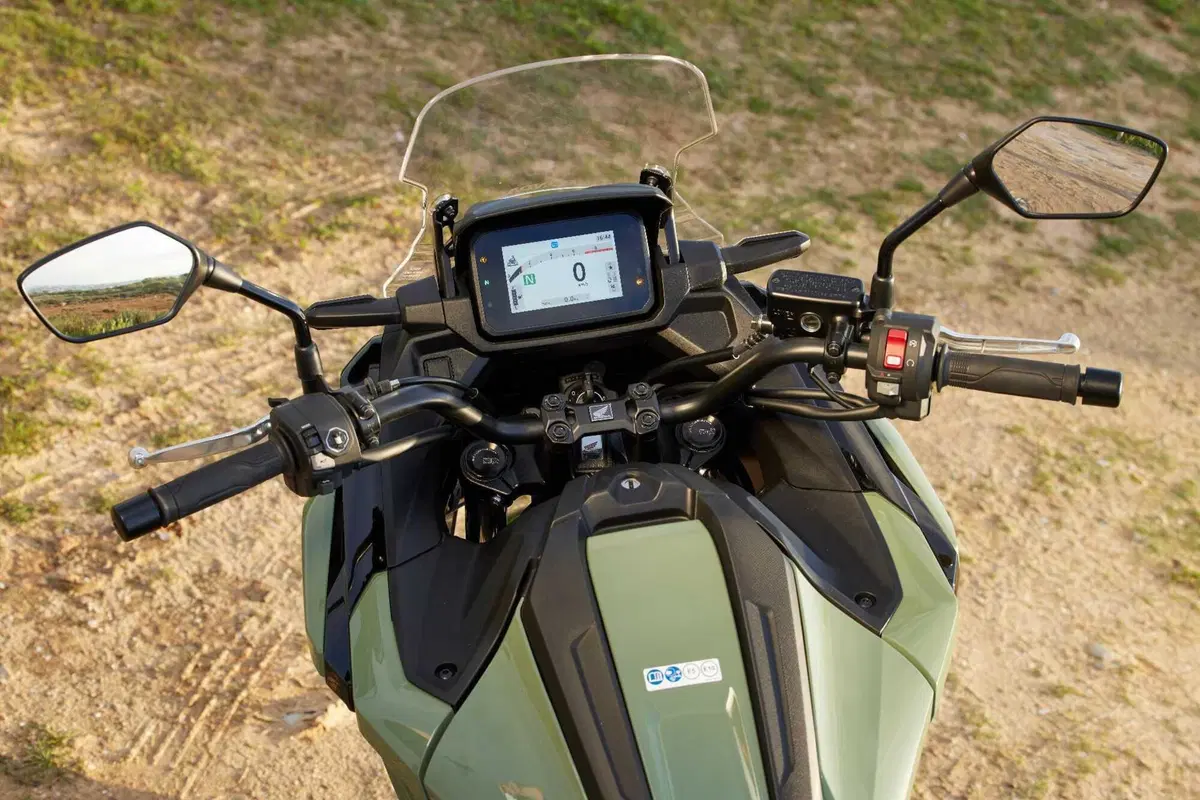 Prova Honda NC 750X 2025, perfezionamento continuo [VIDEO] (16)