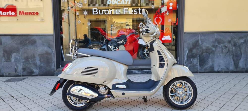 Vespa GTS 300 Hpe (2021 - 22)