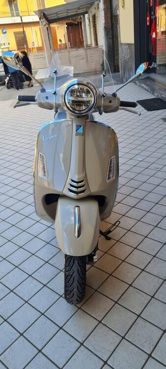 Vespa GTS 300 Hpe (2021 - 22) (3)