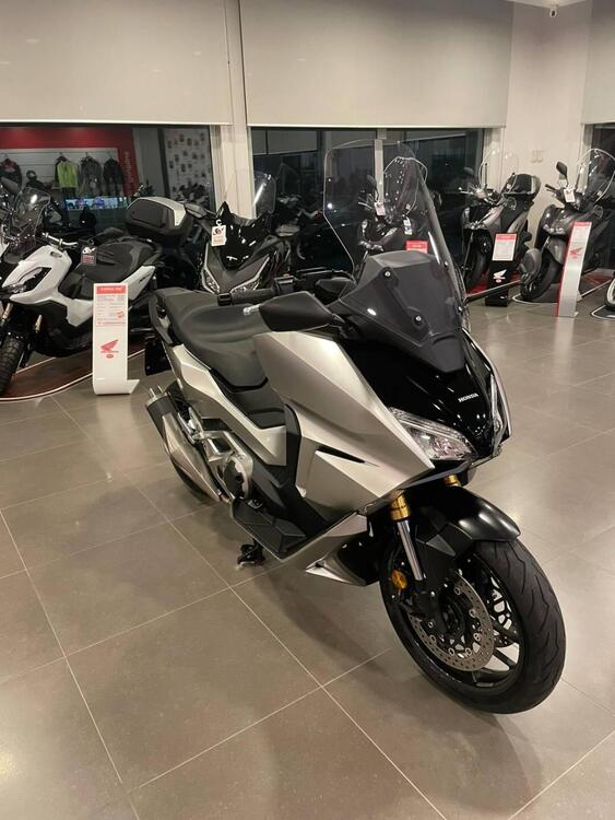 Honda Forza 750 DCT (2021 - 24) (2)