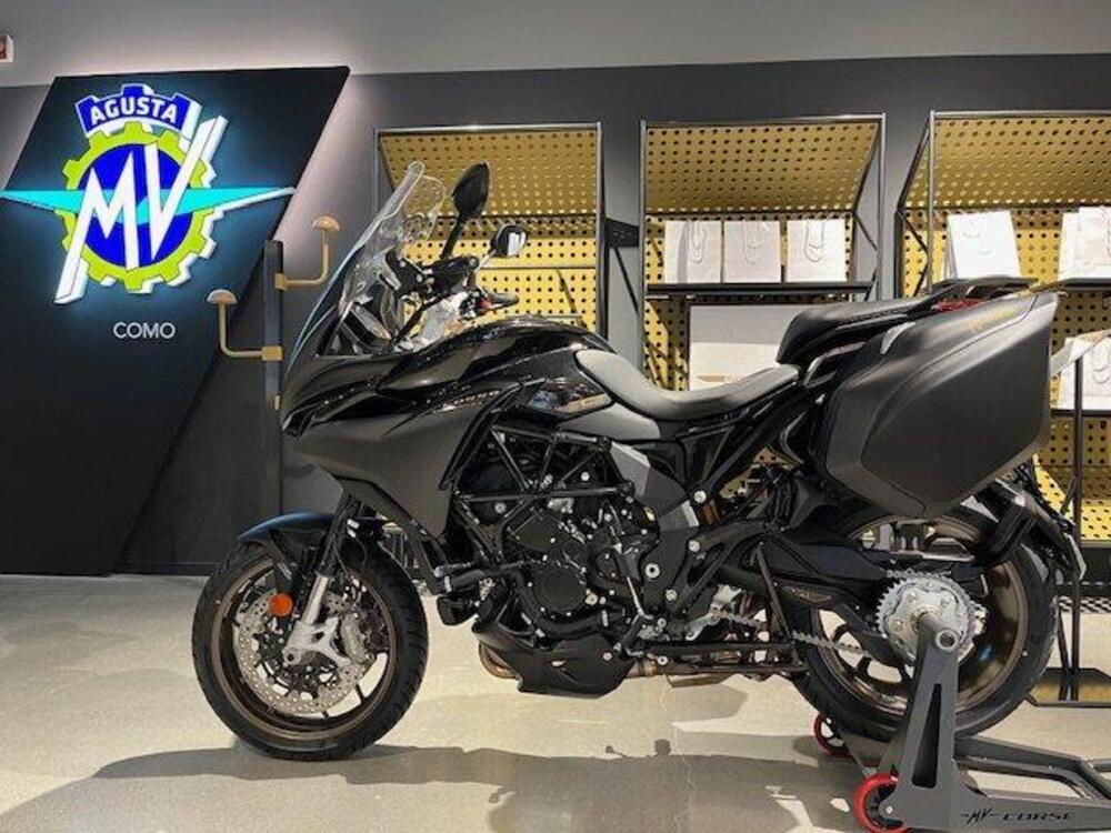 MV Agusta Turismo Veloce 800 (2020) (2)