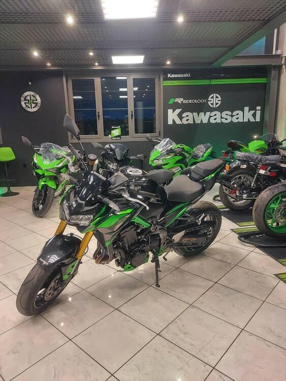 Kawasaki Z 900 SE (2022 - 24) (5)