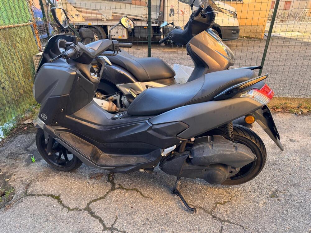 Yamaha N-Max 125 (2015 - 17) (2)