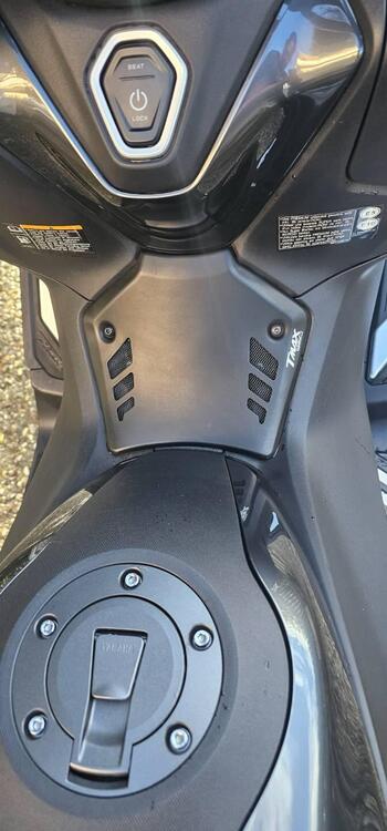 Yamaha T-Max 560 Tech Max (2022 - 24) (4)