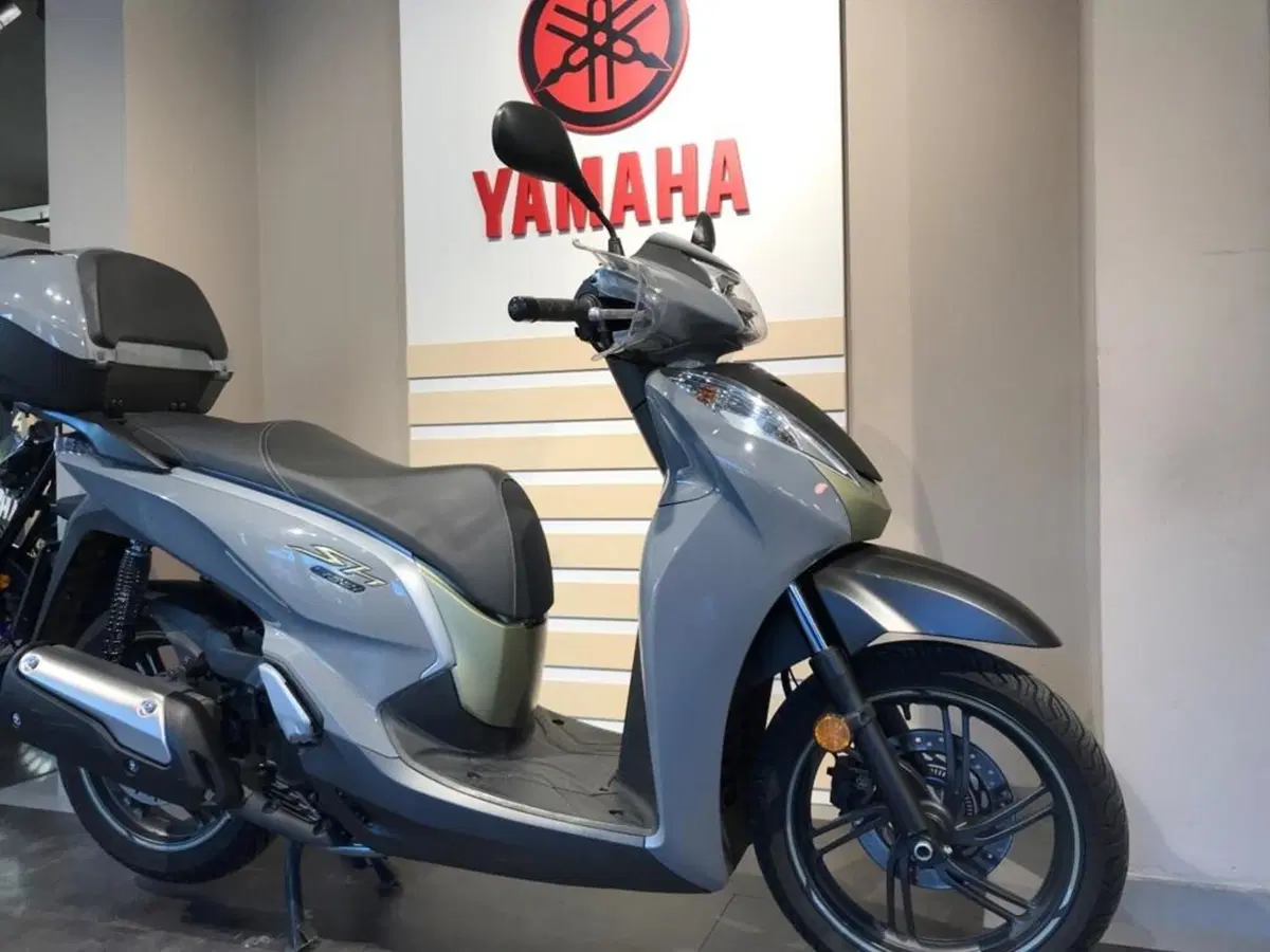Honda SH 300 i ABS (2016 - 20) (6)