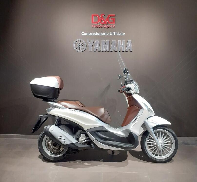 Piaggio Beverly 300 i.e. (2010 - 16)