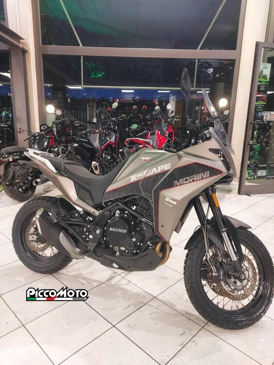 Moto Morini X-Cape 650 (2021 - 25) (2)