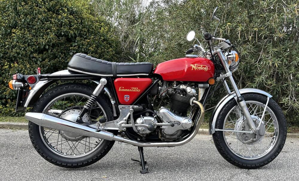 Norton COMMANDO 750