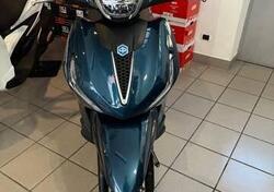 Piaggio Beverly 400 ABS-ASR (2021 - 25) nuova