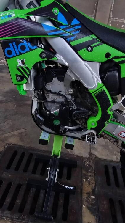 Kawasaki KX 250 F (2016) (5)