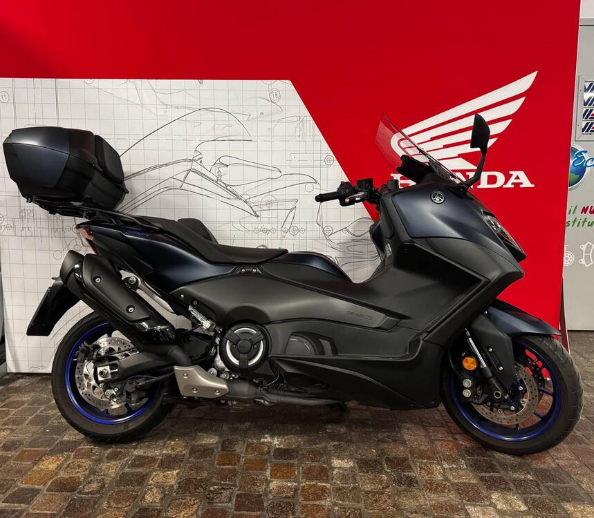 Yamaha T-Max 560 (2022 - 24)