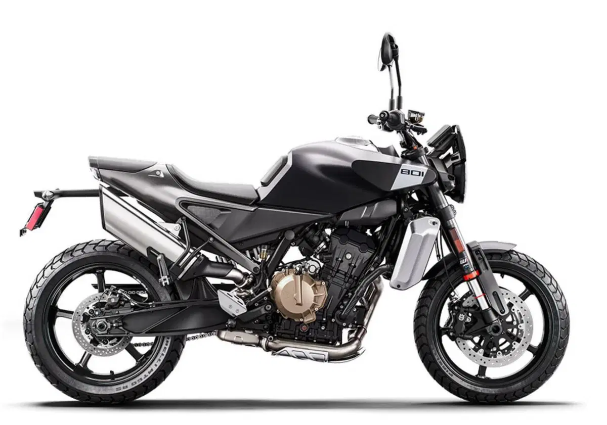 Husqvarna Svartpilen 801 (2024 - 26)