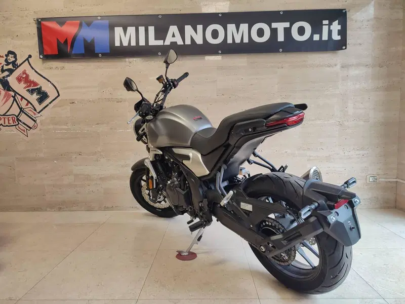 Voge Trofeo 500AC (2022 - 26) (4)