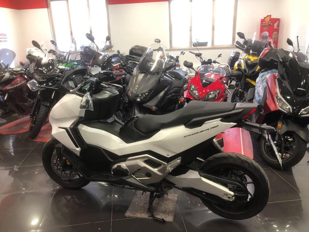 Honda Forza 750 DCT (2021 - 24) (3)