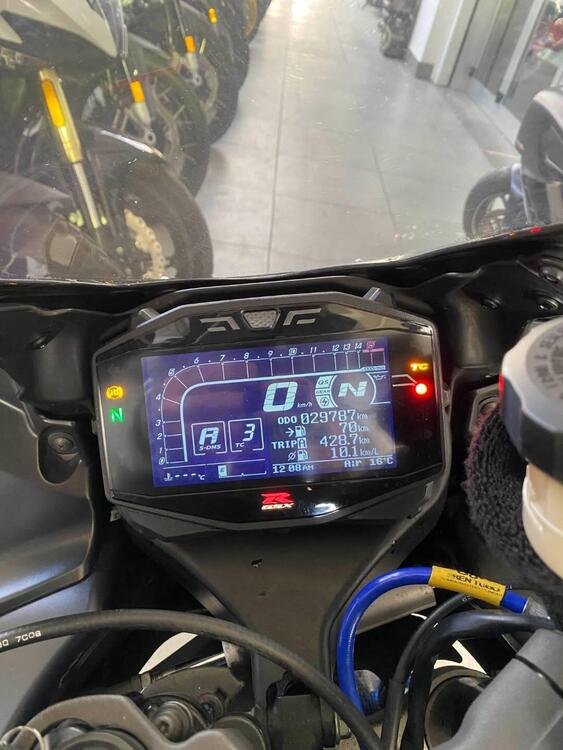 Suzuki GSX R 1000 (2017 - 18) (2)