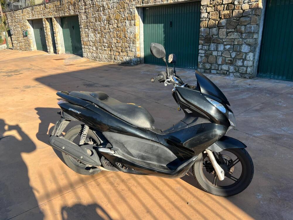 Honda PCX 125 (2009 - 13) (4)