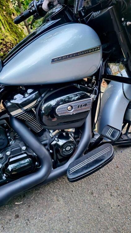 Harley-Davidson 114 Street Glide Special (2019 - 20) - FLHXS (2)