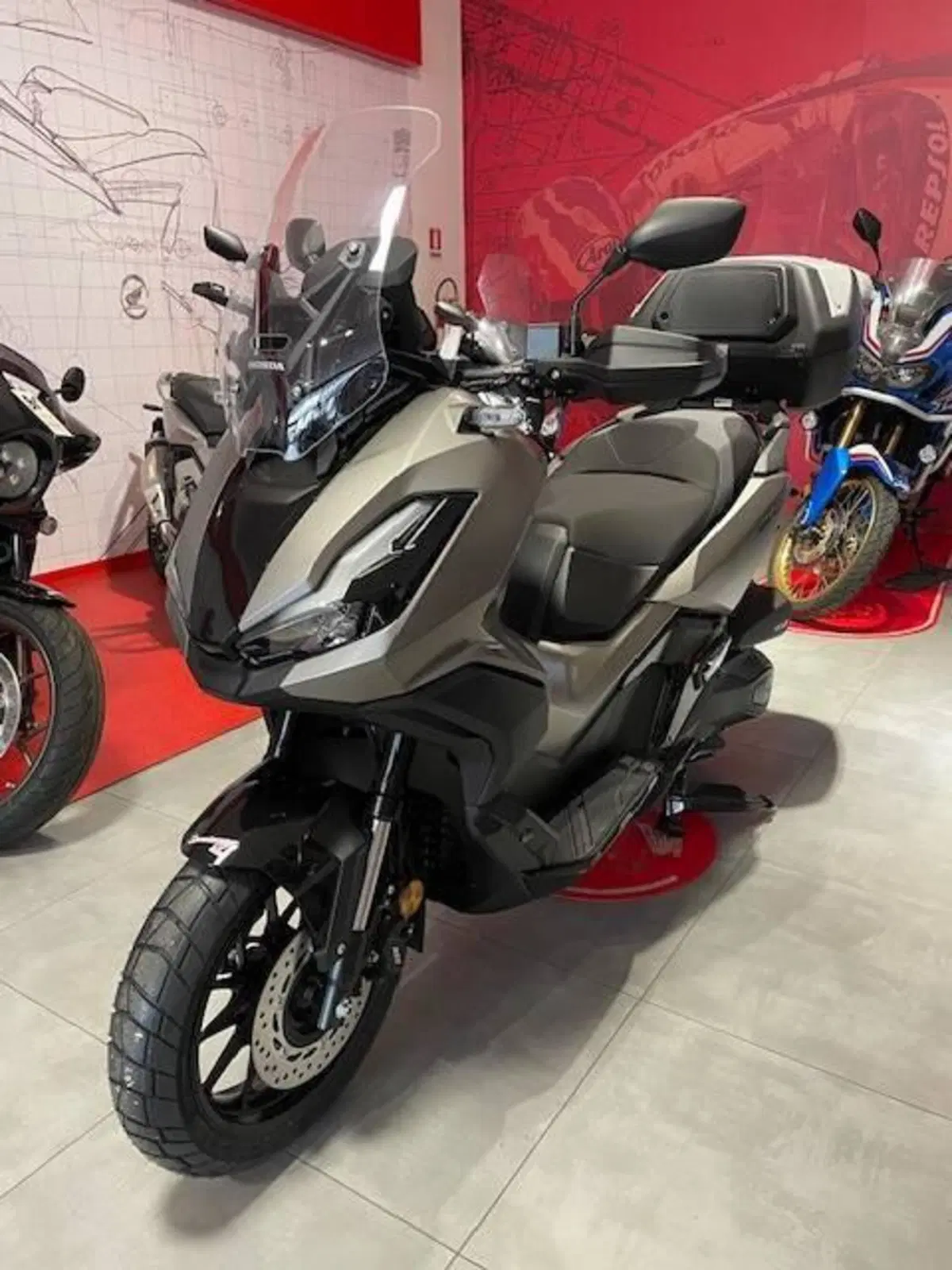 Honda ADV 350 (2025 - 26) (2)
