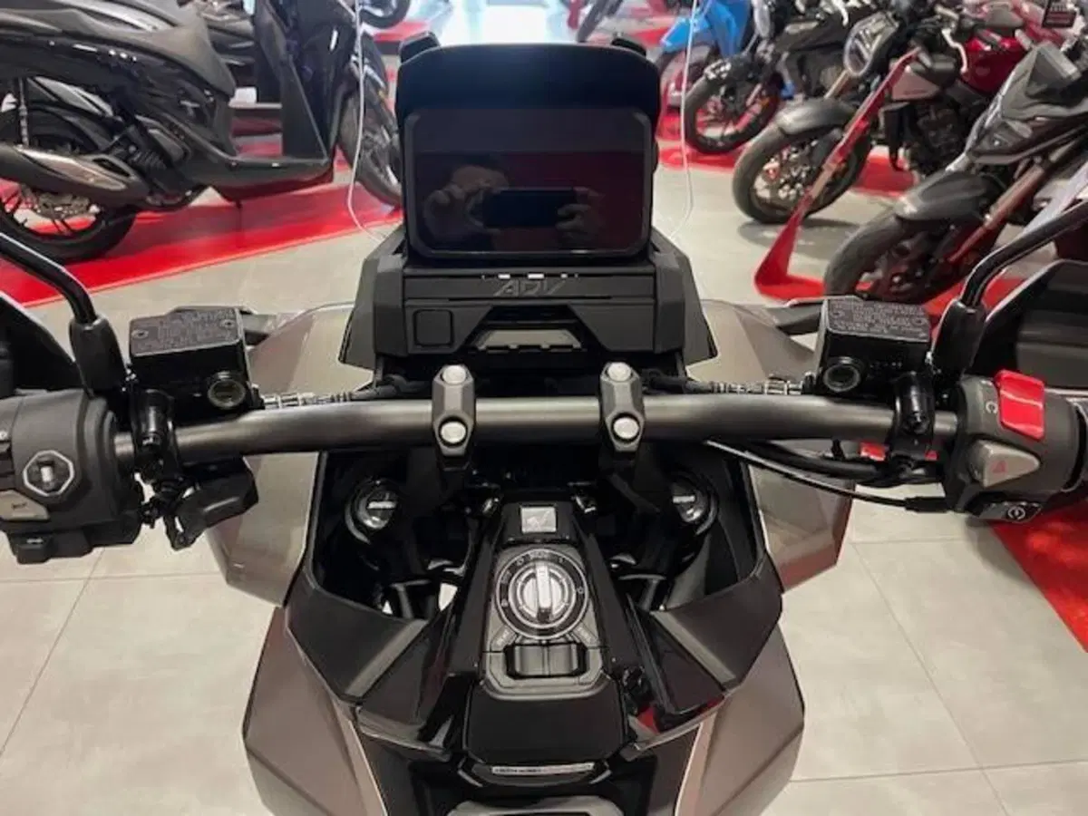Honda ADV 350 (2025 - 26) (7)