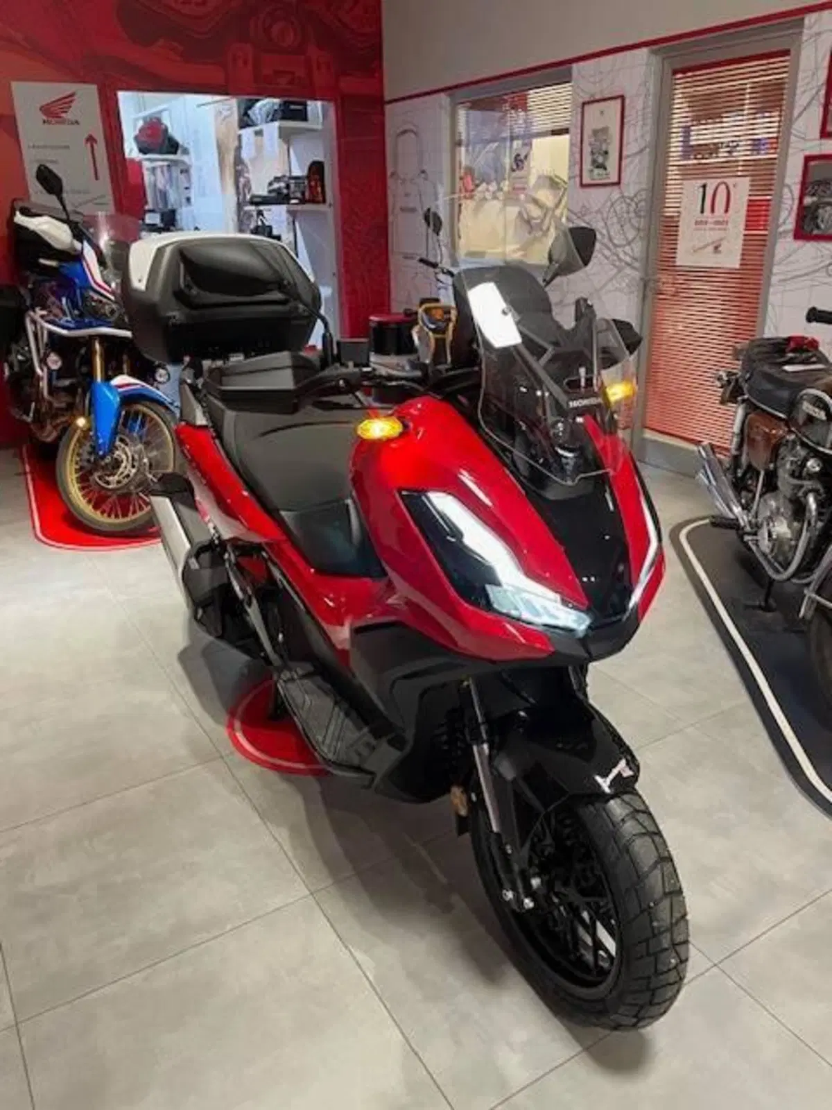 Honda ADV 350 (2025 - 26) (6)