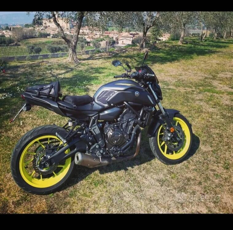 Yamaha MT-07 (2018 - 20) (2)