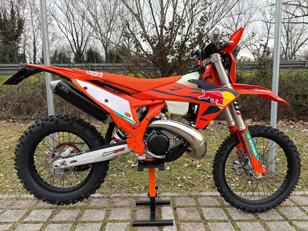 KTM 300 EXC Champion Edition (2025) (2)