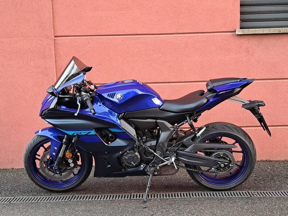 Yamaha YZF R7 (2021 - 25)