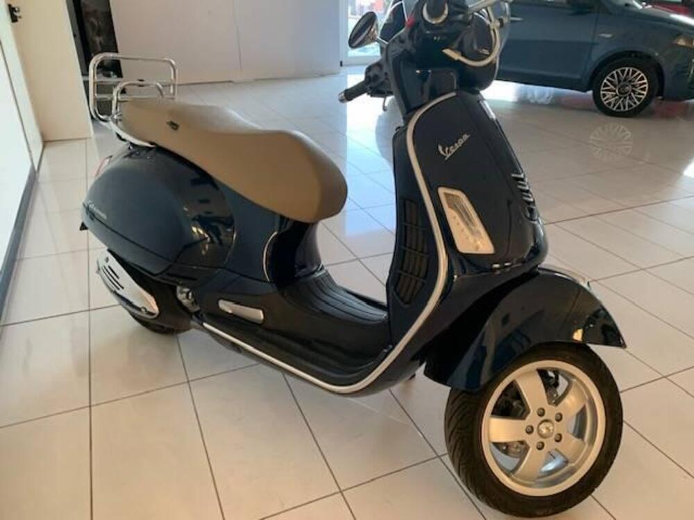 Vespa GTS 300 ABS (2014 - 16) (4)