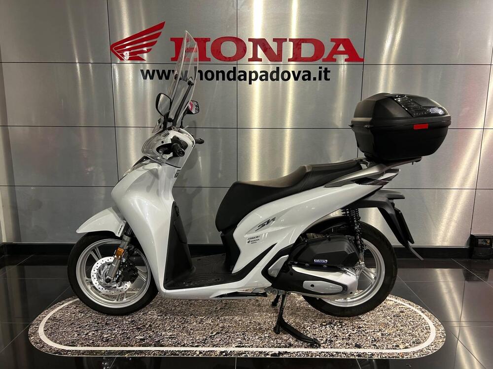 Honda SH 150i (2020 - 25) (4)