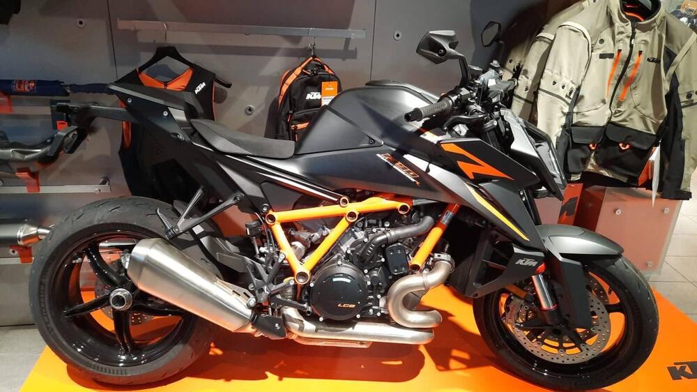 KTM 1390 Super Duke R (2024 - 25)