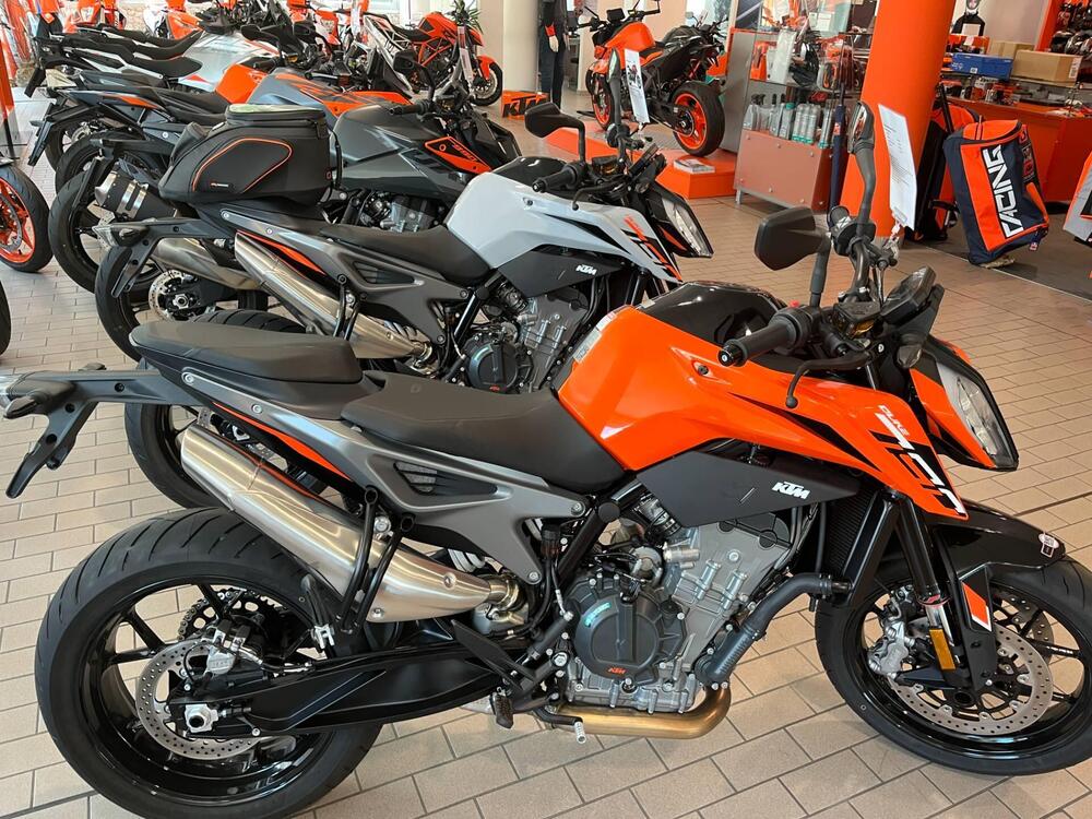 KTM 790 Duke L (2023 - 24)