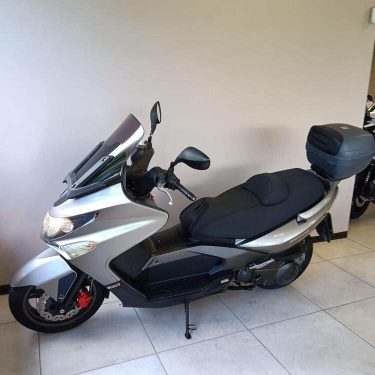 Kymco Xciting 300i R (2007 - 14) (3)