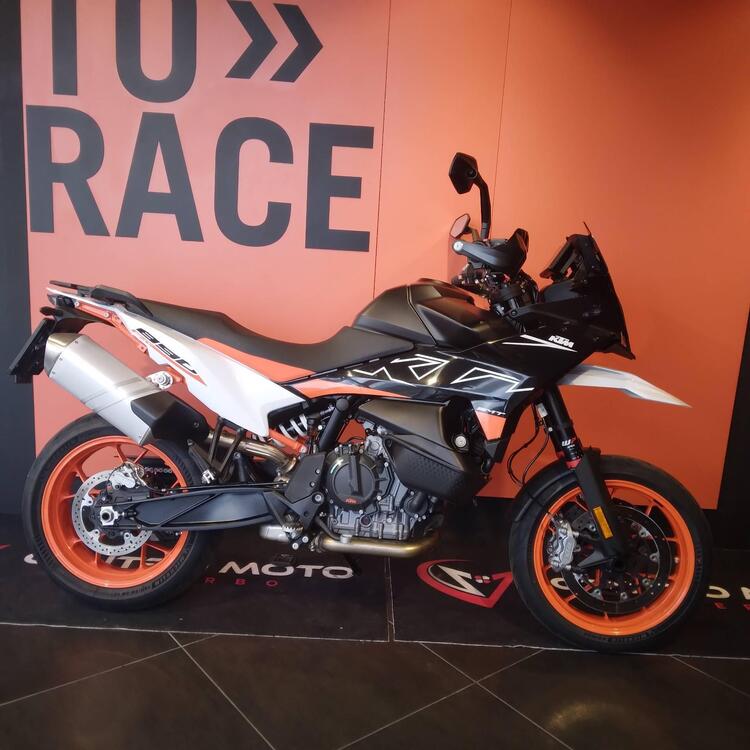 KTM 890 SMT (2023 - 25)