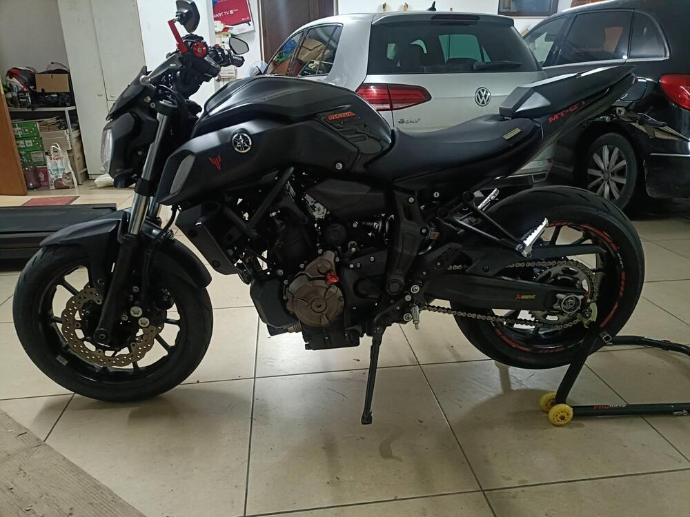 Yamaha MT-07 (2017 - 18) (4)