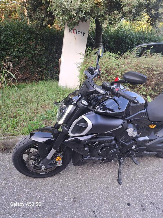 Ducati Diavel V4 (2023 - 25) (4)