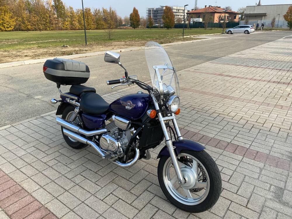 Honda VF 750 C (5)