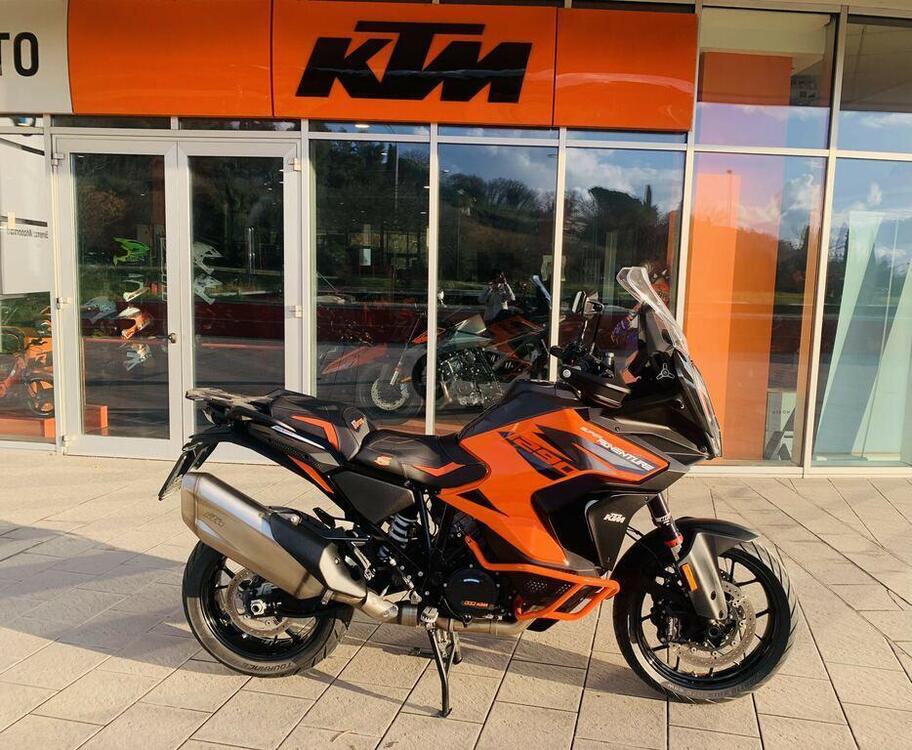 KTM 1290 Super Adventure S (2021) (2)